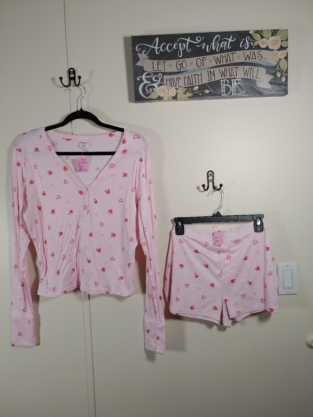 NWOT No Boundaries XL 16/18 Pink & Red Long Sleeve Feminine Pajama Set